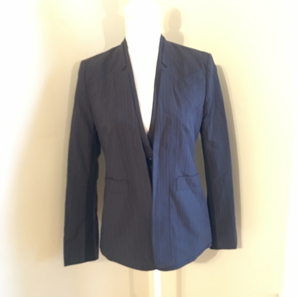 🖤BCBG Blazer🖤 - Picture 1 of 8